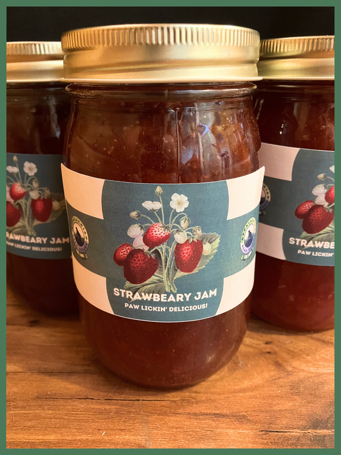 StrawBeary (16oz)