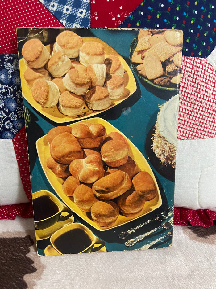 Vintage Baking Is Fun! Ann Pilsbury Cookbook, 1948 - Deer Creek Mercantile