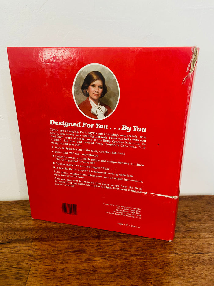 Vintage Betty Crocker Cookbook - Deer Creek Mercantile