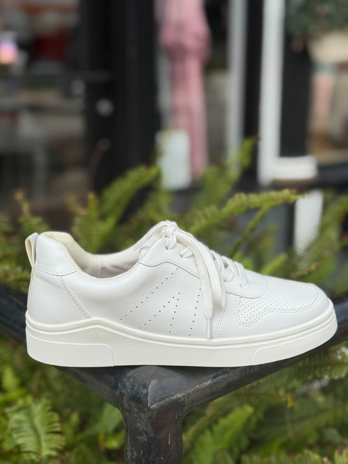 Alta Sneaker, White