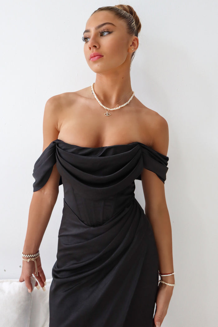 Anastasia Midi Dress - Black - Runway Goddess
