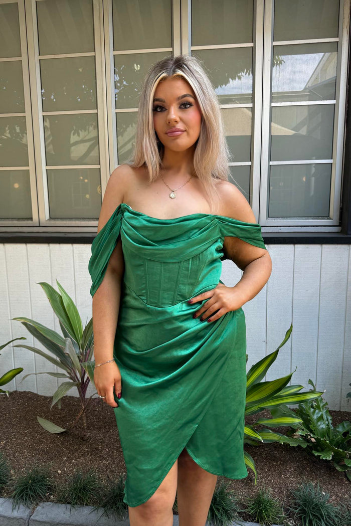 Anastasia Midi Dress - Emerald Green - Runway Goddess