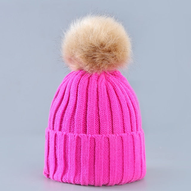 Cute Winter Knitted Hat With Fluffy Fur Pompom