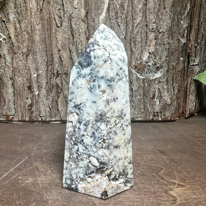 Dendritic Opal Tower