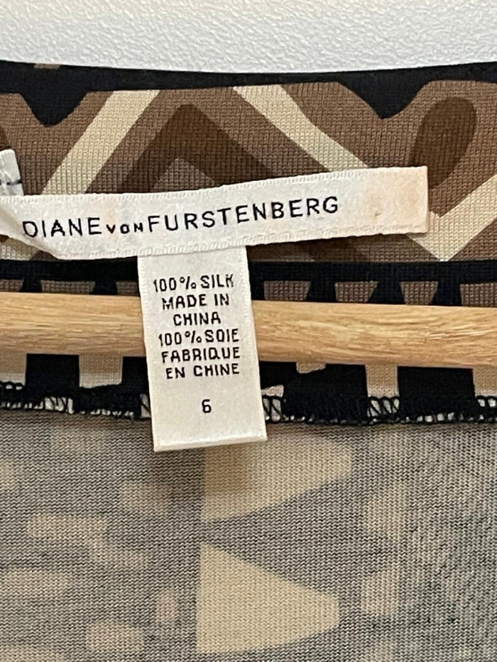 sc:/d/v/dvf_2.jpg