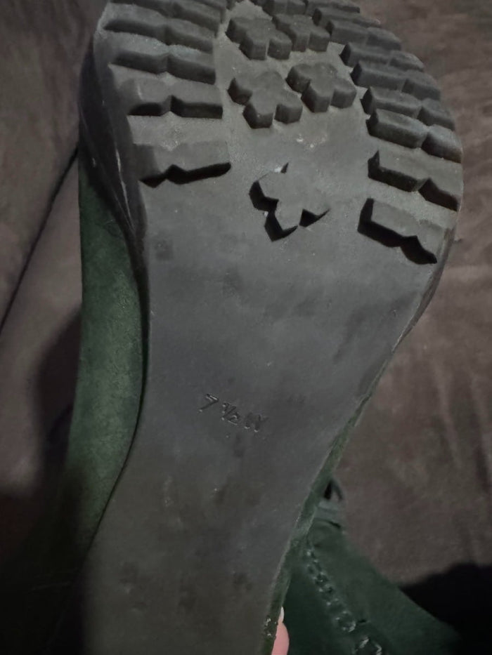 sc:/d/v/dvf_boots_1.jpg