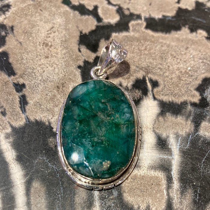 Emerald pendant