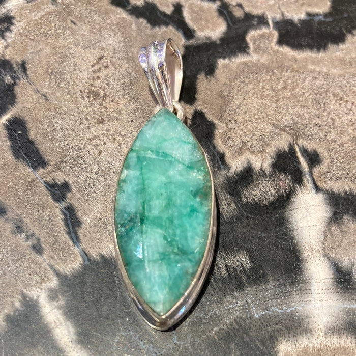 Emerald pendant