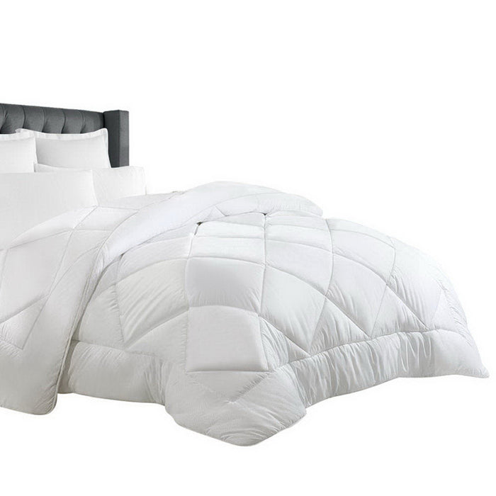 Giselle Bedding 700GSM Microfibre Bamboo Quilt - QUEEN SIZE