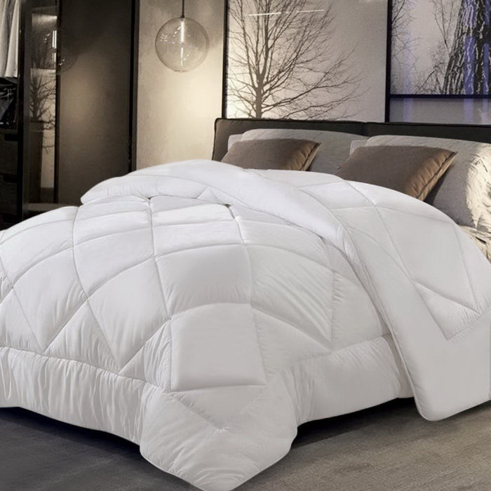 Giselle Bedding 800GSM Microfibre Bamboo Quilt - QUEEN SIZE