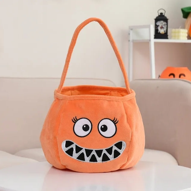 Halloween Candy Pot/Cauldron Novelty Buckets