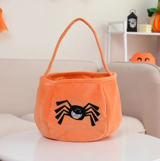 Halloween Candy Pot/Cauldron Novelty Buckets
