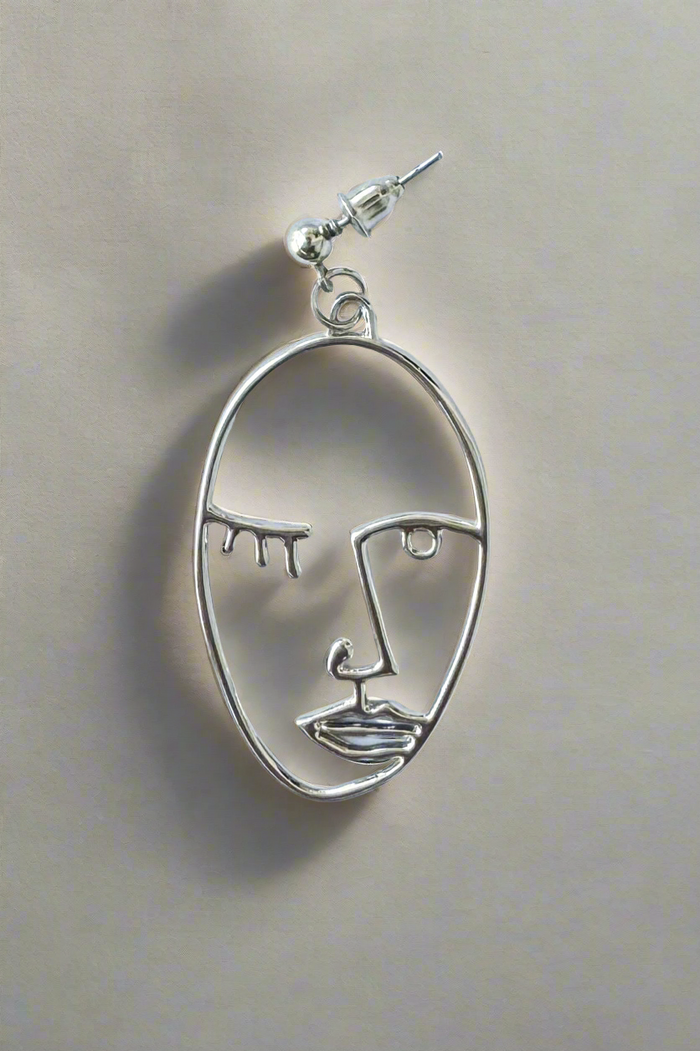 Hetley Earrings - Runway Goddess