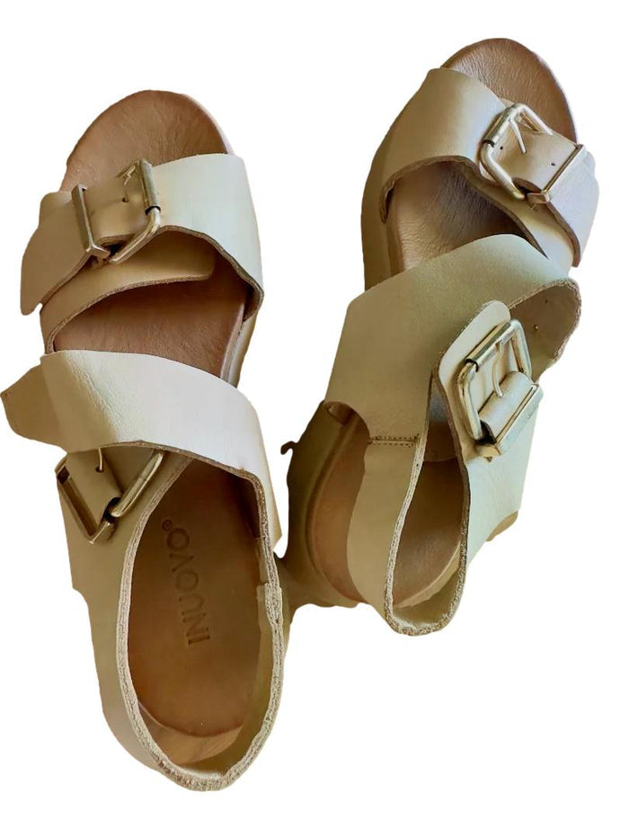 INUOVO SANDALS