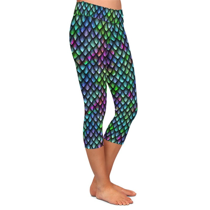 Ladies 3D Rainbow Fish Scales Printed Capri Leggings
