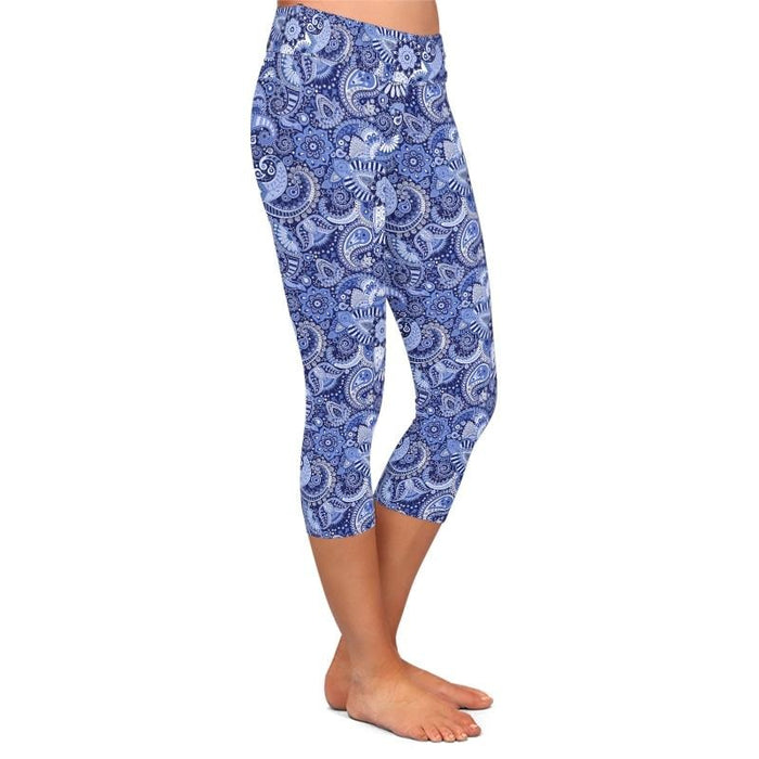 Ladies Beautiful Blue 3D Paisley Printed Capri Leggings