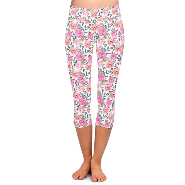 Ladies Beautiful Flowers Printed Capri Leggings