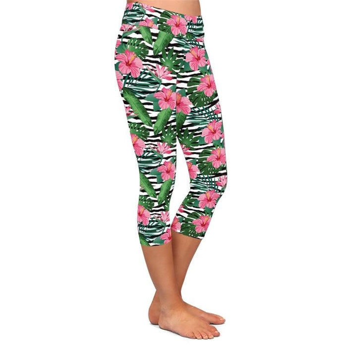 Ladies Gorgeous 3D Flowers Printed Capri Leggings