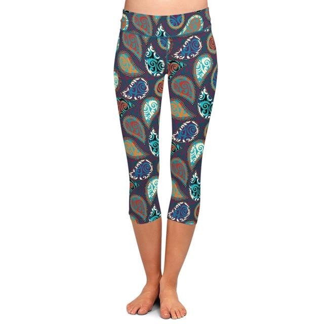 Ladies Summer Cashew Flowers Design Printed Capri Leggings