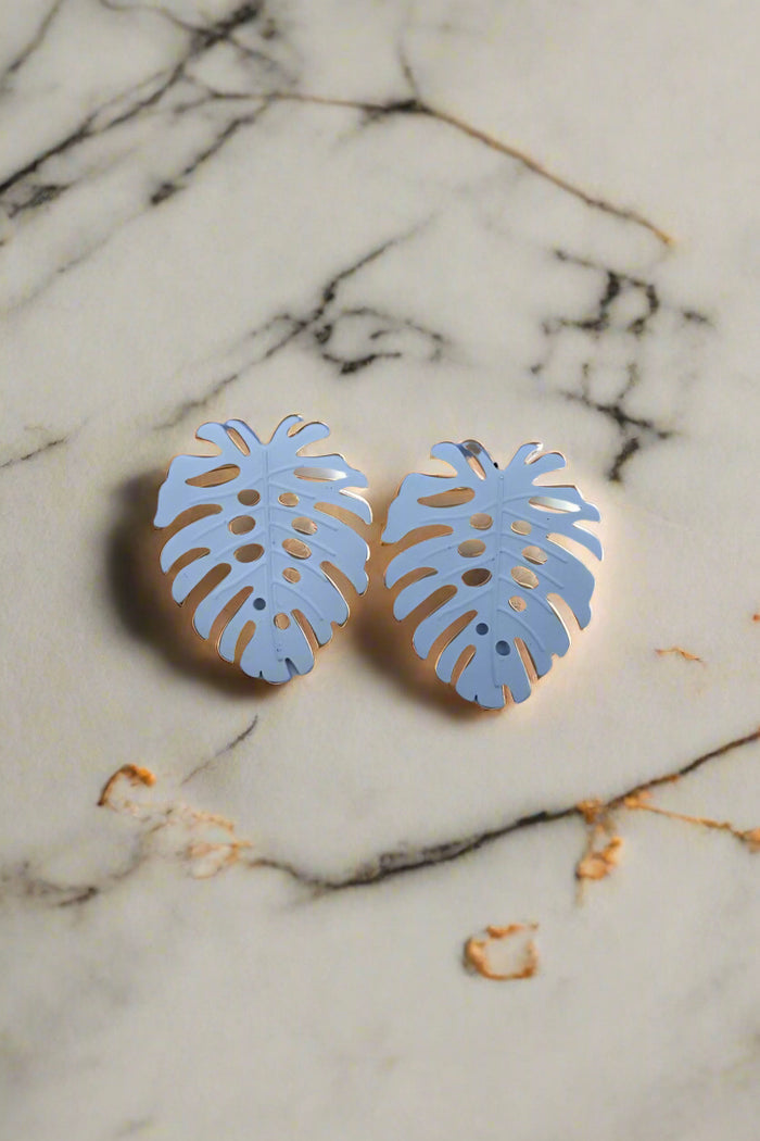 Laurel Earrings - White