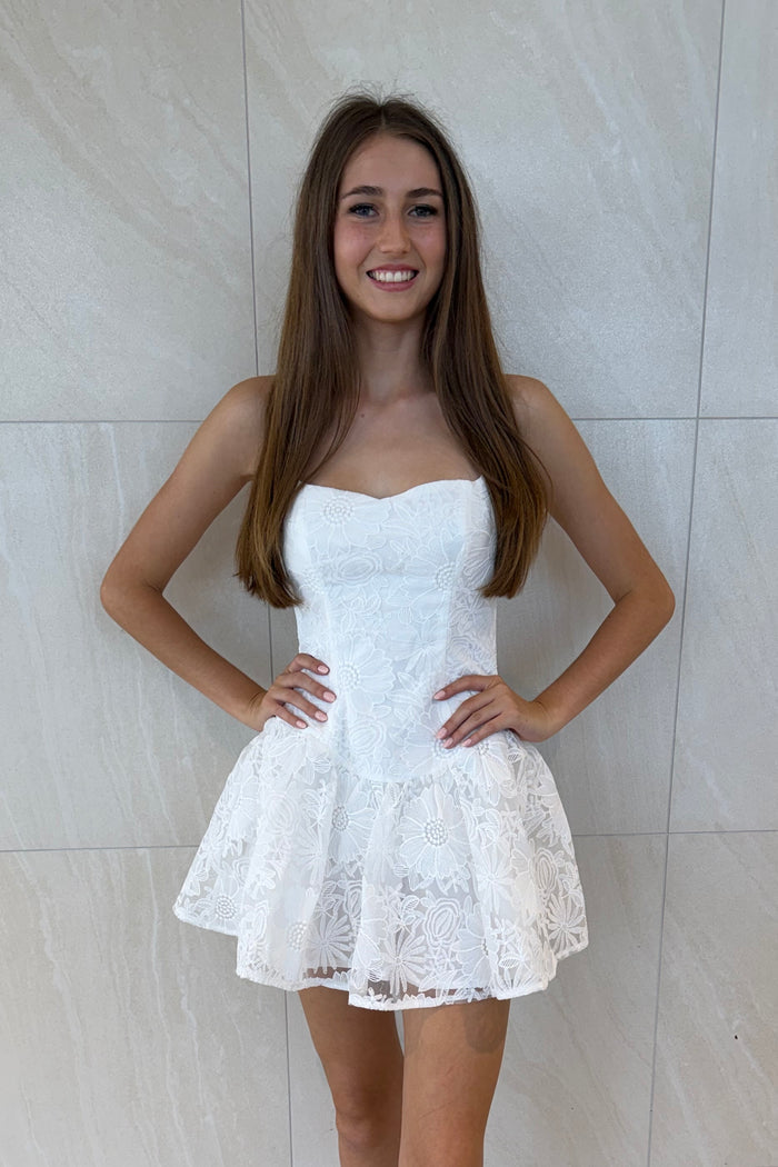Lennon Mini Dress - White - Runway Goddess