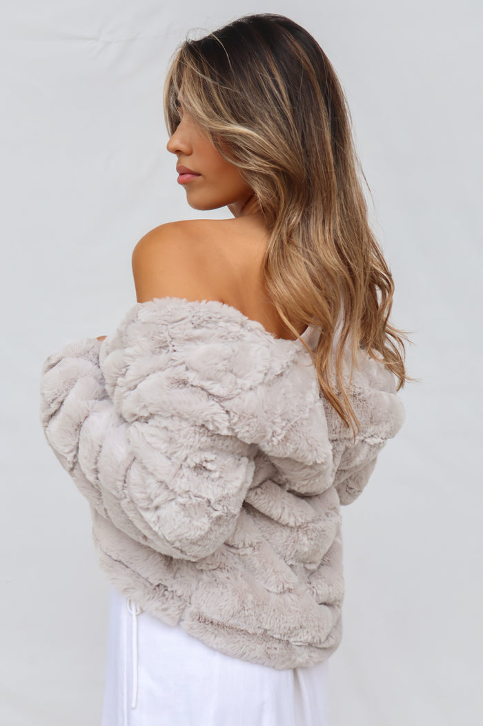 Misty Faux Fur Jacket - Light Grey - Runway Goddess