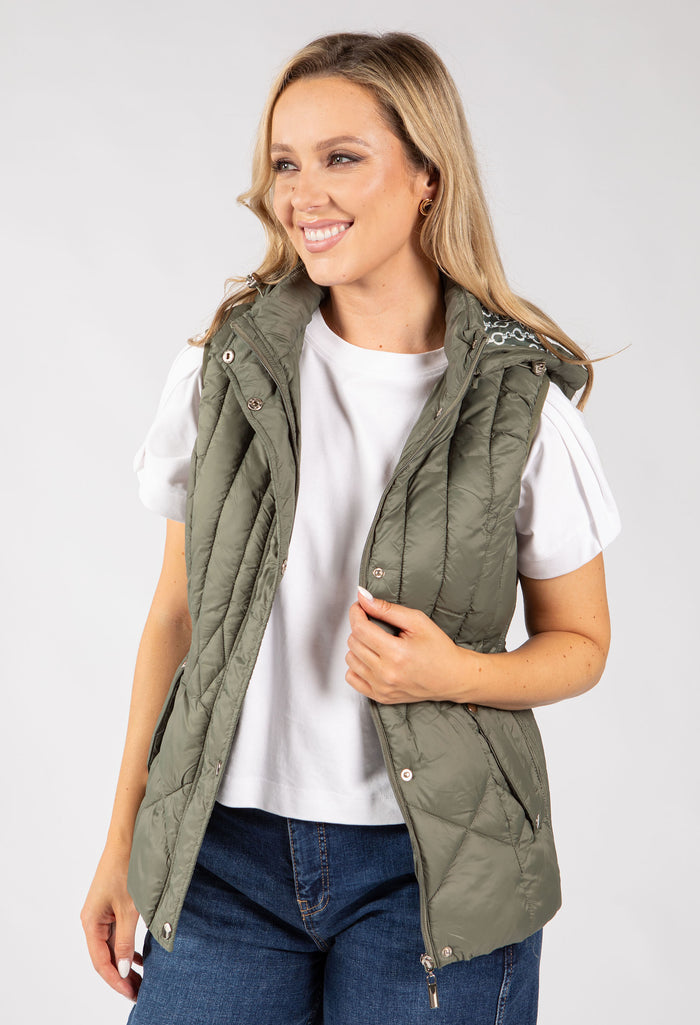 Quilted Hooded Gilet