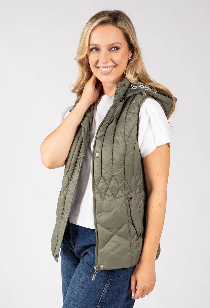 Quilted Hooded Gilet