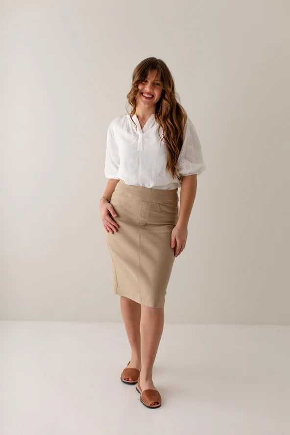 Remi Classic Waistband Denim in Khaki