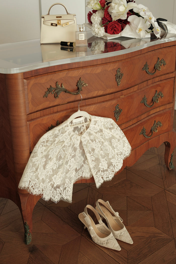 Rosalie Mini Cape