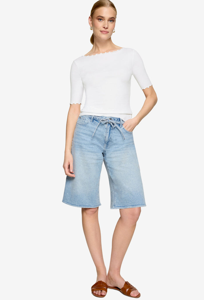 Scalloped Detail Top