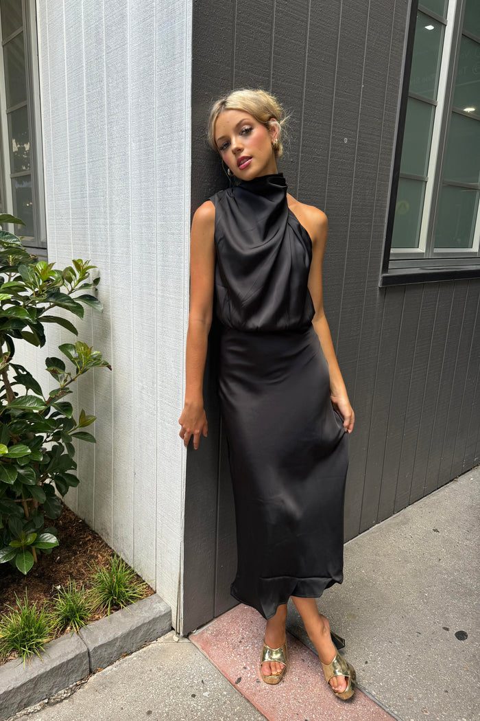 Sherie Midi Dress - Black - Runway Goddess