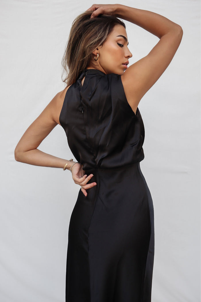 Sherie Midi Dress - Black - Runway Goddess