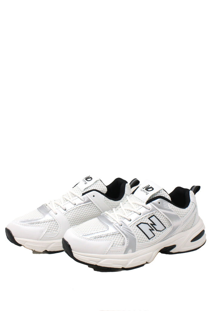 Sporty Look Trainer