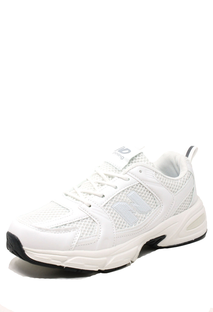 Sporty Look Trainer