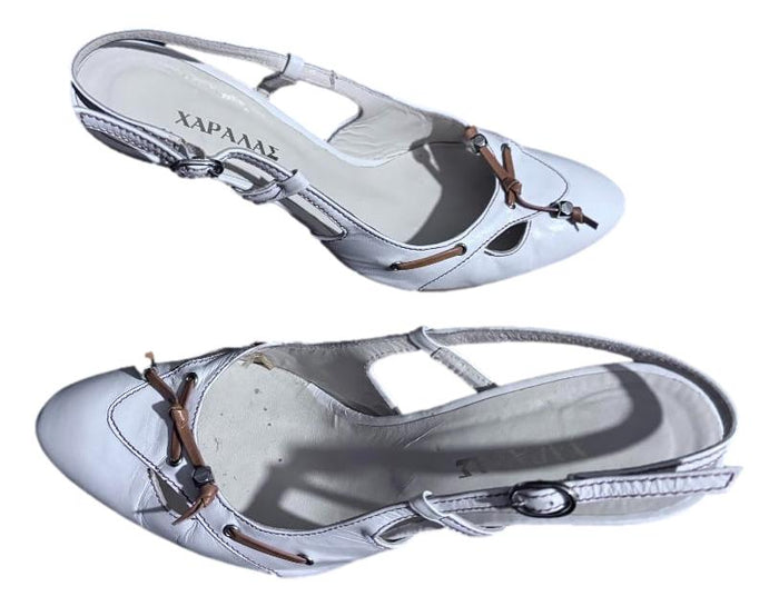 sc:/w/h/white_sandals_2_clipped_rev_1.jpeg