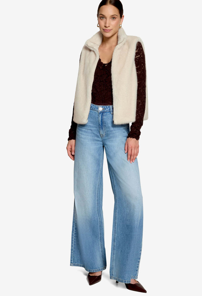Teddy Zip-Up Gilet