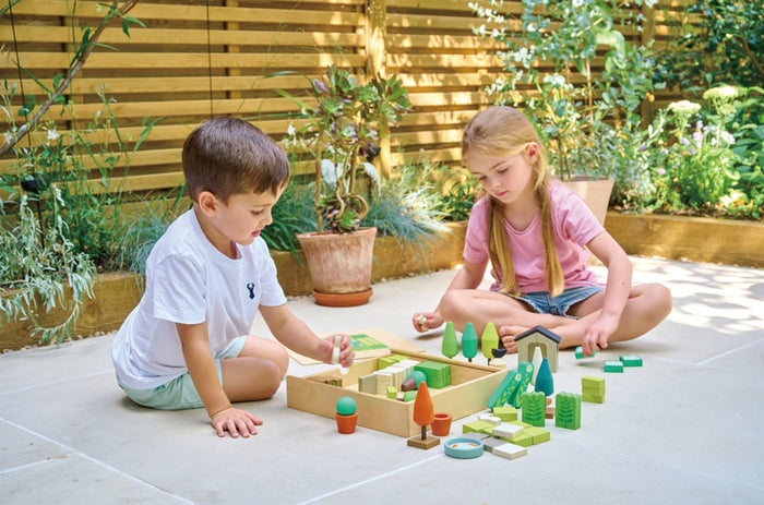 Tender Leaf Toys Pretend Little Garden Designer Play Set