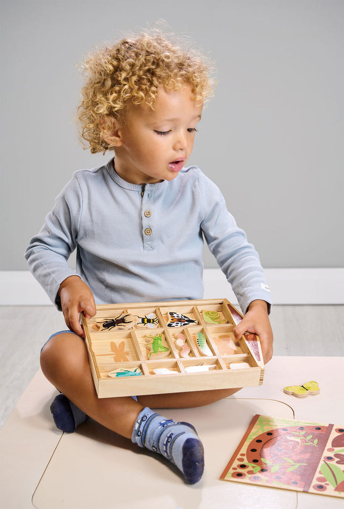 Tender Leaf Toys Pretend Wooden Bug Hotel Play Set