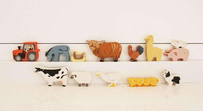 Tender Leaf Toys Wooden Farmyard Animals Display Shelf Set