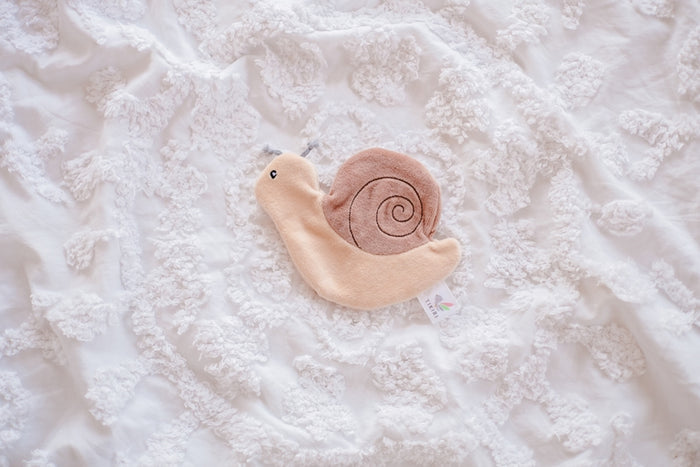 Tikiri Crinkle Scrunch Sensory Toy - Snail