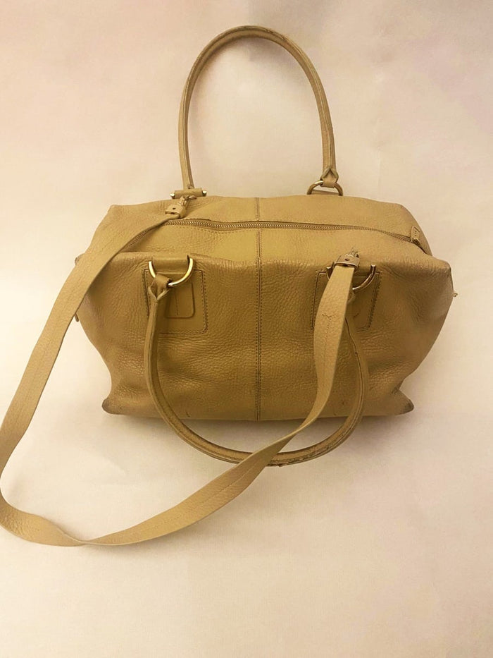 sc:https://old.stylecycle.gr/media/catalog/product/t/o/tod_s_leather_hand_bag_2.jpg