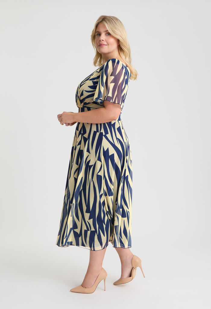 Victoria Angel Sleeve Mesh Midi Curve+ Dress