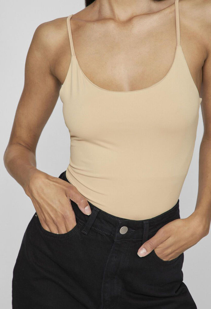 VIKENZA BASIC STRAP TOP