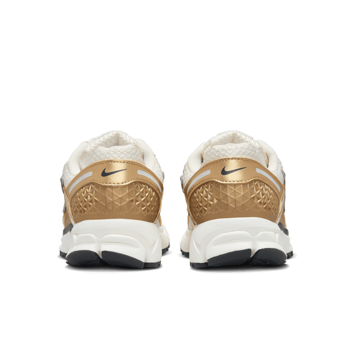 W Zoom Vomero 5 'Metallic Gold'