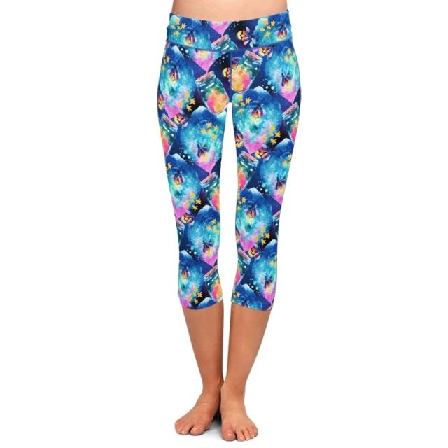 Womens Beautiful Fireflies In Jars Capri Leggings
