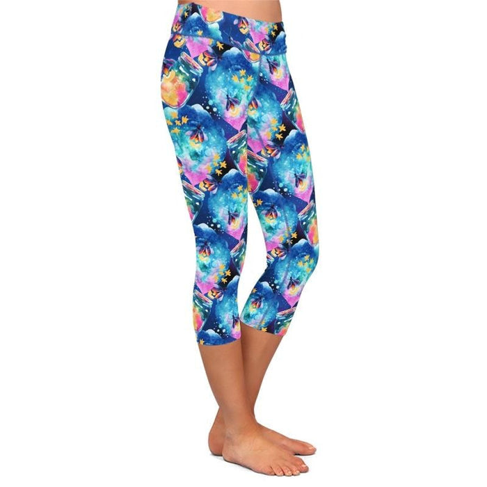 Womens Beautiful Fireflies In Jars Capri Leggings