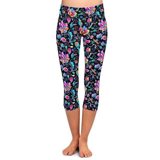 Womens Black & Floral Capri Leggings