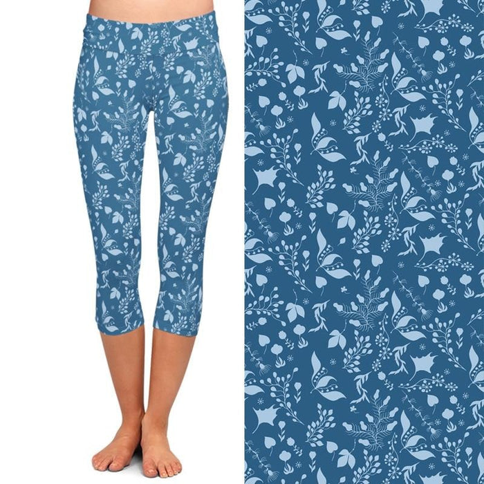 Womens Blue Printed Capri Leggings with Leaves & Berries