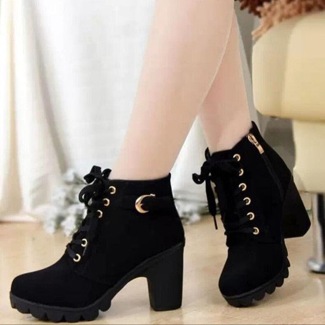 Womens Solid Coloured Lace-up Fashion Boots With Heel